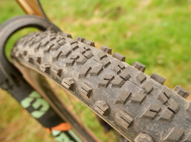 Hutchinson best sale tires mtb